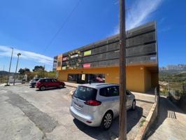 Local comercial en venta en Callosa d'En Sarria photo 0