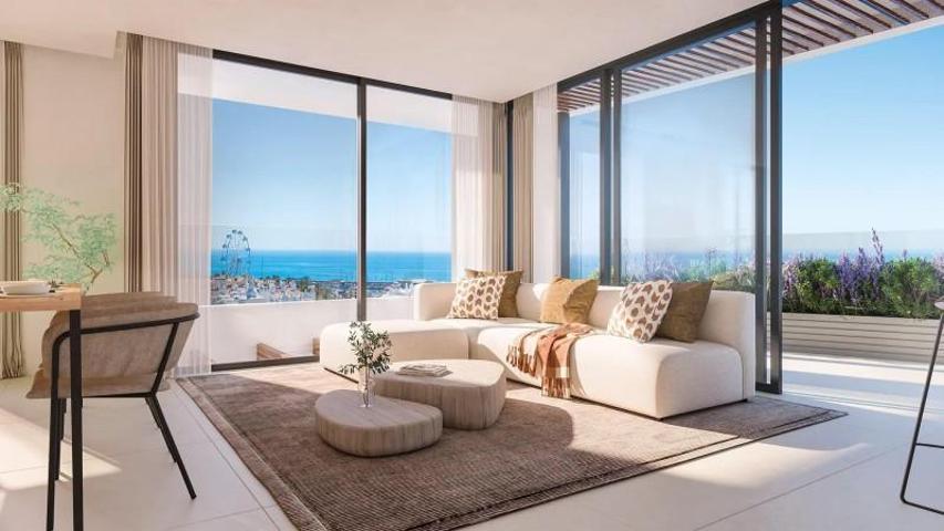 Apartamento en venta en Benalmádena, Puerto Marina photo 0