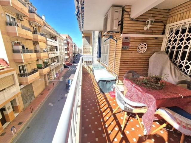 Apartamento en venta en Torrevieja, Playa del cura photo 0