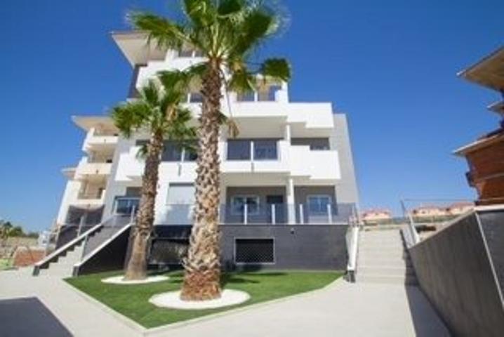 Piso en venta en Orihuela Costa, Villamartin photo 0