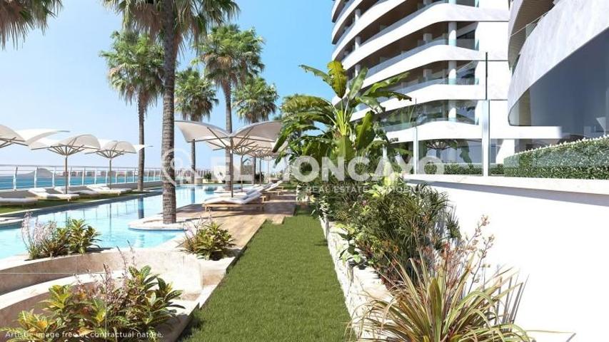 Apartamento en venta en La Manga del Mar Menor, Zona Entremares photo 0