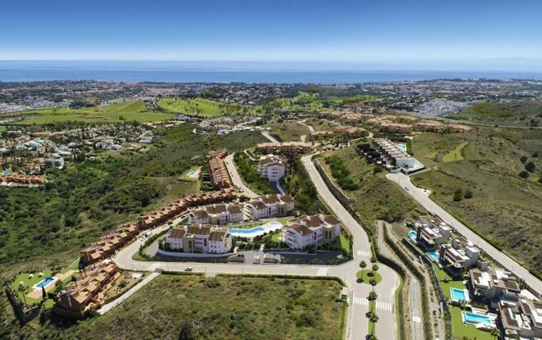 Apartamento en venta en Benahavís, Los jaralillos photo 0