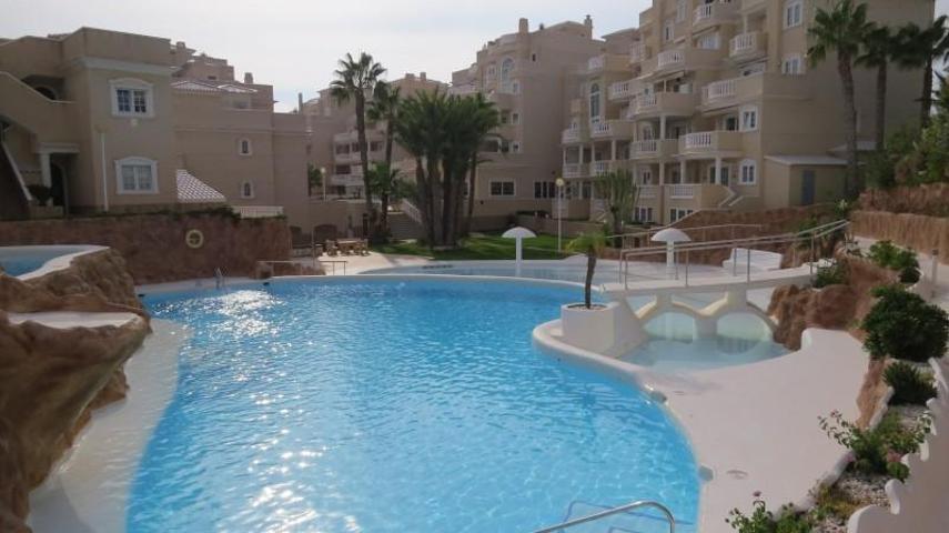 Apartamento en venta en Guardamar del Segura photo 0