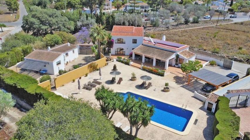 Casas de pueblo en venta en Jávea-Xàbia photo 0