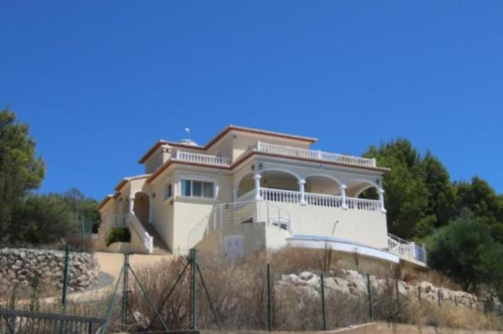 Chalet en venta en Jávea-Xàbia photo 0