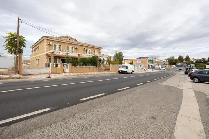 Edificio en venta en Moraleda de Zafayona, A LA ENTRADA photo 0