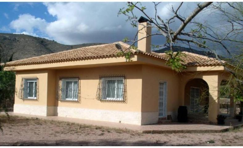 Chalet en venta en Hondon de las Nieves, Canalosa photo 0