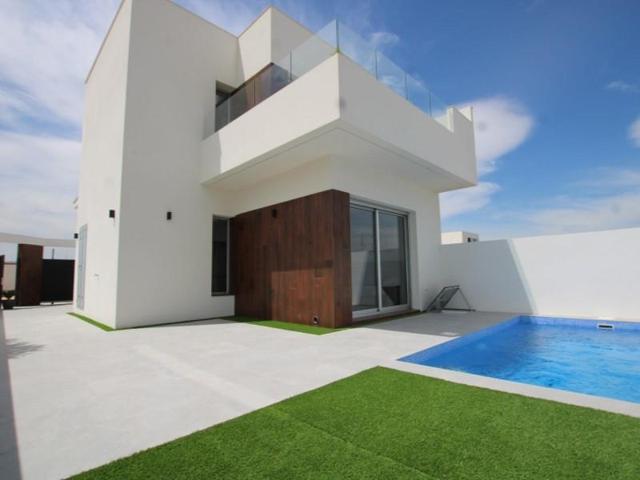 Chalet en venta en San Fulgencio photo 0