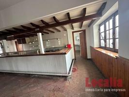 Local comercial en alquiler en Requejada photo 0