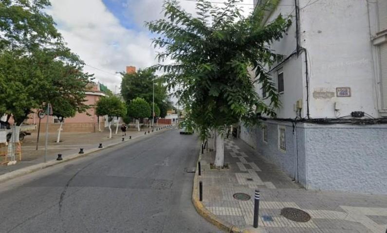 Piso en venta en San Juan de Aznalfarache, Barrio Alto photo 0
