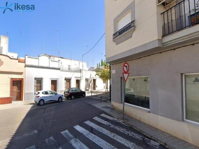 Adosada en venta en Almendralejo, Barriada de san jose photo 0