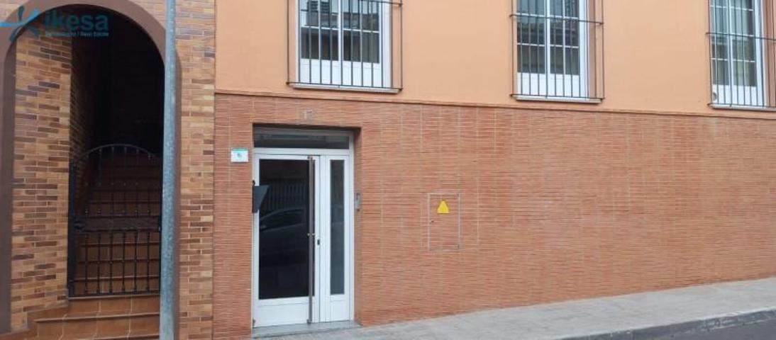 Piso en venta en Almendralejo, Almendralejo photo 0