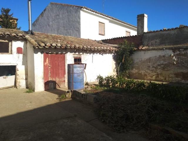 Casa en venta en Perales, Perales photo 0