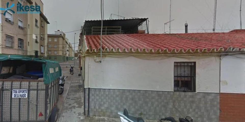 Bungalow en venta en Sevilla, Los Pajaritos photo 0