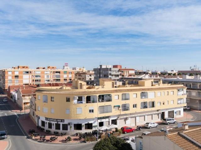 Apartamento en venta en Torrevieja photo 0