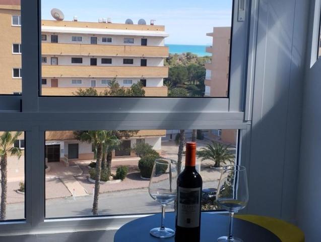 Apartamento en venta en Guardamar del Segura photo 0
