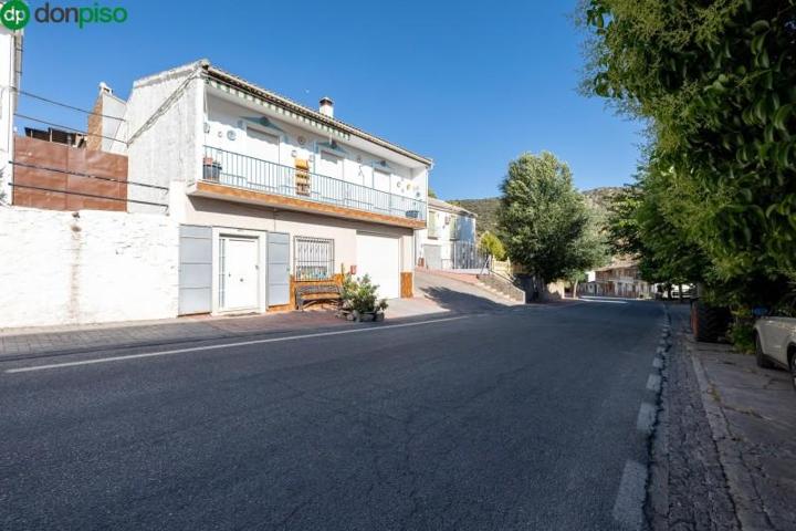 Casa en venta en Benalúa de las Villas, Benalua photo 0