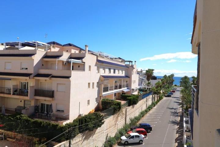 Apartamento en venta en Torrevieja photo 0