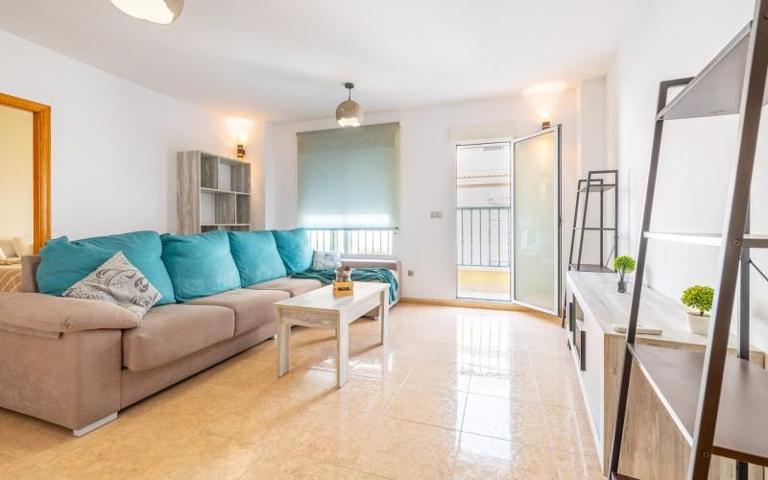 Apartamento en venta en Torrevieja photo 0