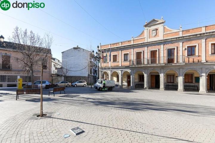 Local comercial en venta en Albolote, Vega de granada zona noroeste photo 0