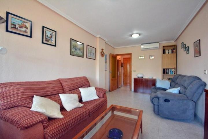 Apartamento en venta en Guardamar del Segura photo 0