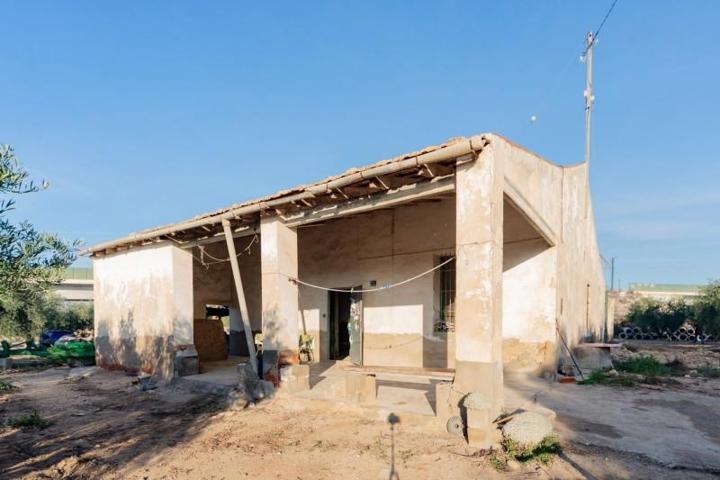 Casa con terreno en venta en Crevillent, Area de servicio photo 0