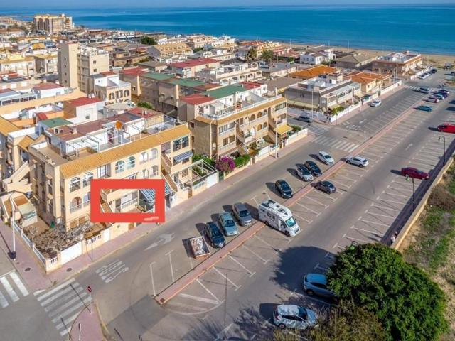 Apartamento en venta en Torrevieja, La Mata photo 0