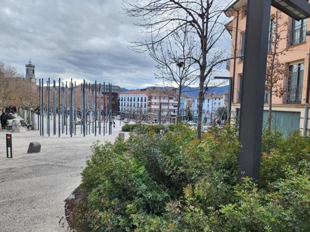 Piso en venta en Olot, La Garrotxa photo 0