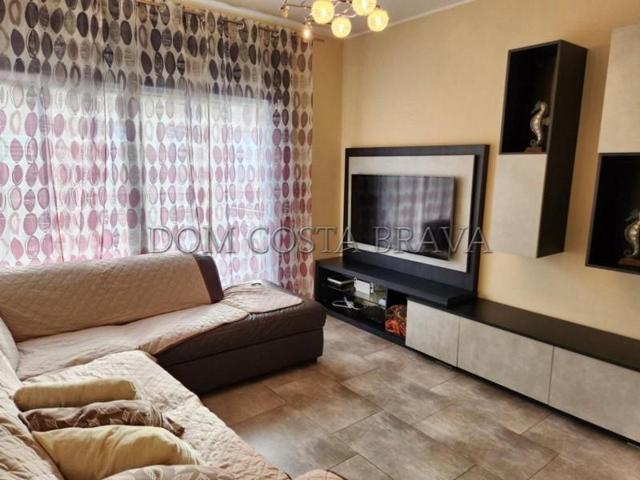 Adosada en venta en Olot, La Garrotxa photo 0