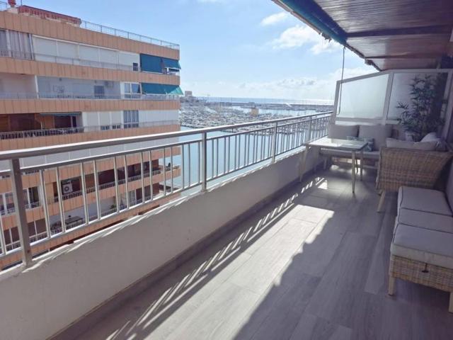 Apartamento en venta en Torrevieja photo 0