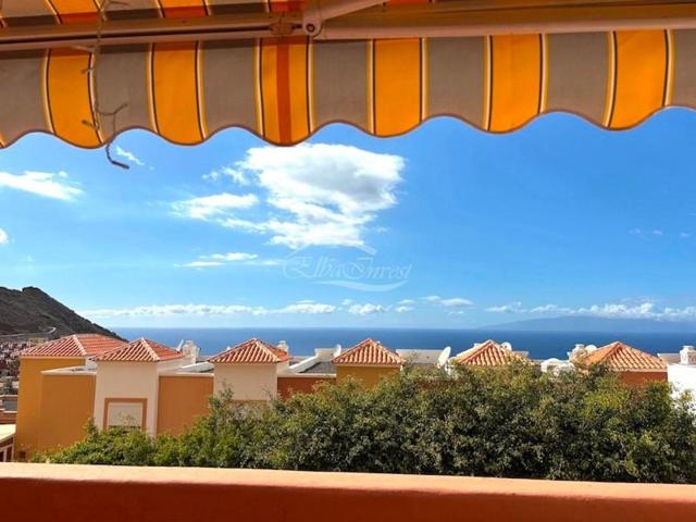 Piso en venta en Arona, Roque del Conde photo 0