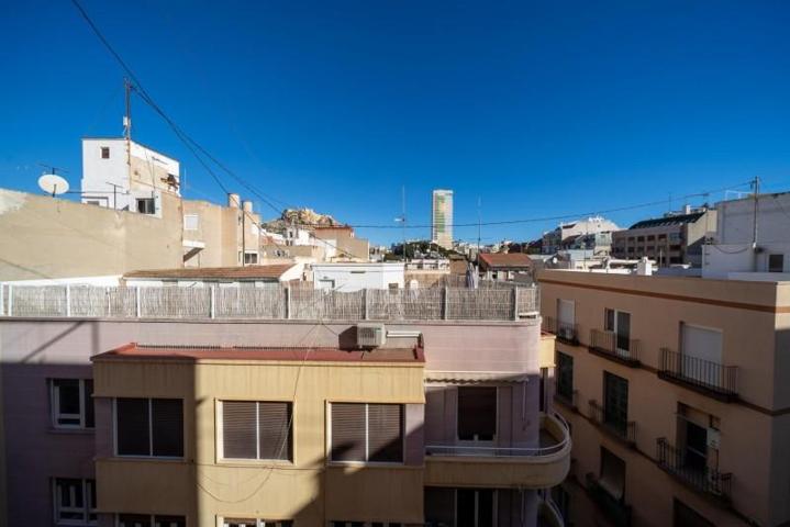 Piso en venta en Alicante, Ensanche - Diputación photo 0