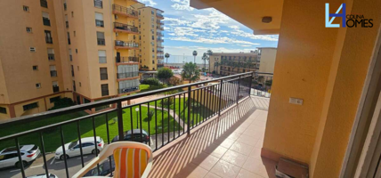 Apartamento en venta en Torremolinos, Playamar photo 0