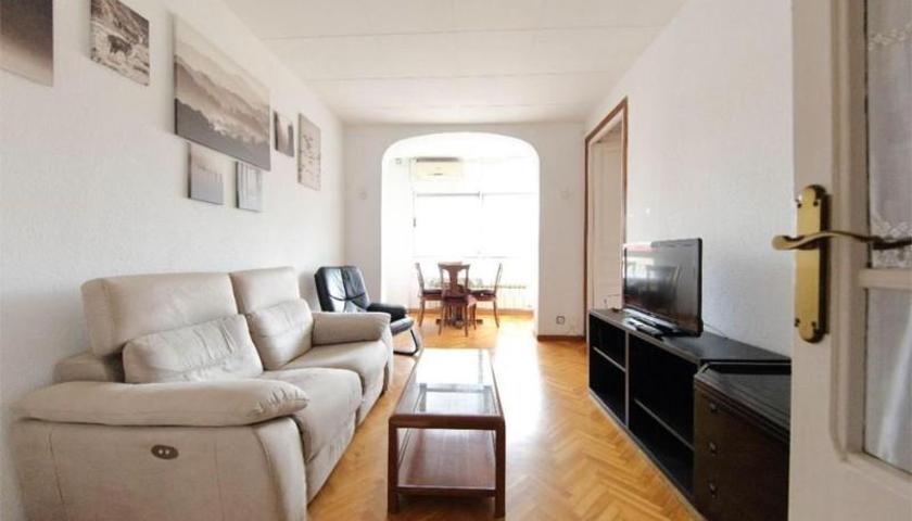 Apartamento en venta en Barcelona photo 0