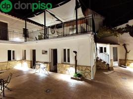 Casa en venta en Zubia, Centro photo 0