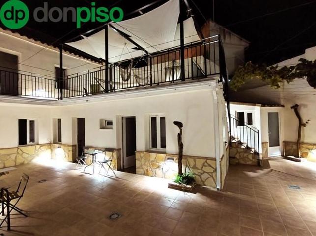 Casa en venta en Zubia, Centro photo 0