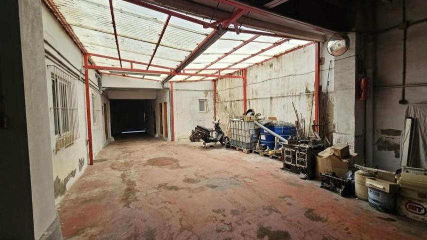 Local comercial en venta en Alicante, Pla del bon repos photo 0