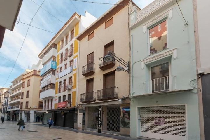 Edificio en venta en Gandia, Centro photo 0
