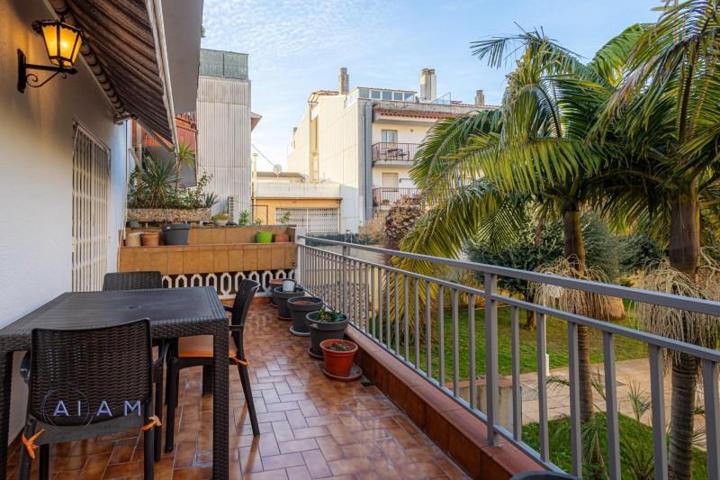 Casa en venta en Pineda de Mar, Plaça del Rei photo 0