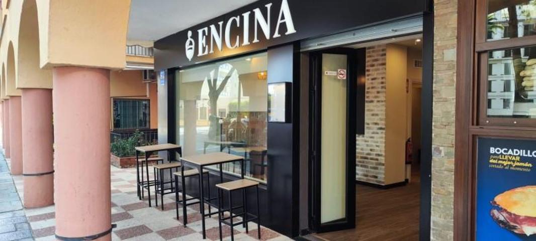 Local comercial en venta en Marbella, Costa del Sol Occidental-Área de Marbella photo 0