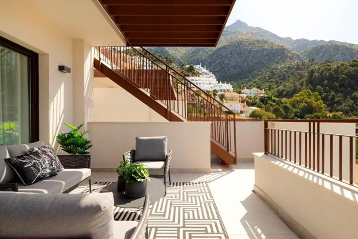 Aticos en venta en Marbella, Istán, Marbella photo 0