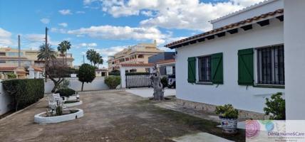 Chalet en venta en Denia, Las marinas hasta km 6 photo 0