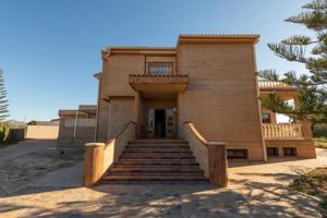 Chalet en venta en Mutxamel, Tangel photo 0