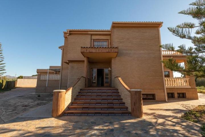 Chalet en venta en Mutxamel, Tangel photo 0