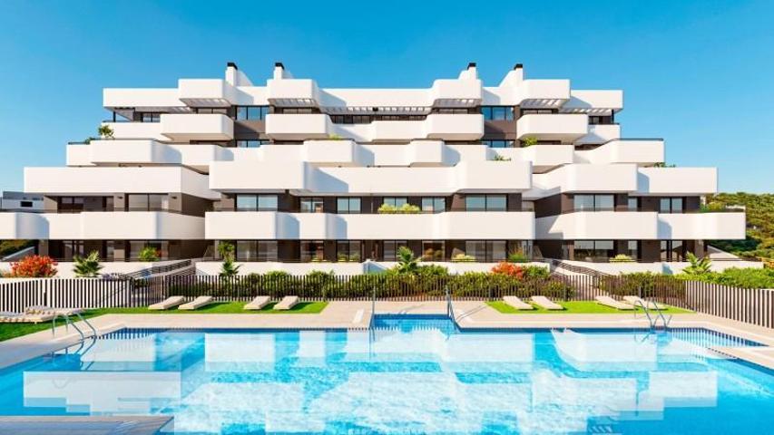 Apartamento en venta en Estepona, Las Mesas, Estepona photo 0