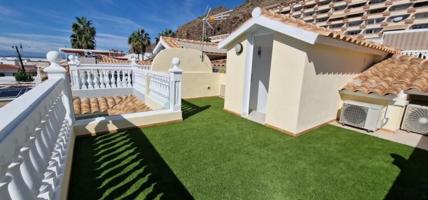 Chalet en venta en Arona photo 0