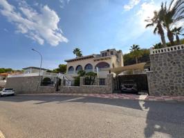 Chalet en venta en San Miguel de Salinas photo 0