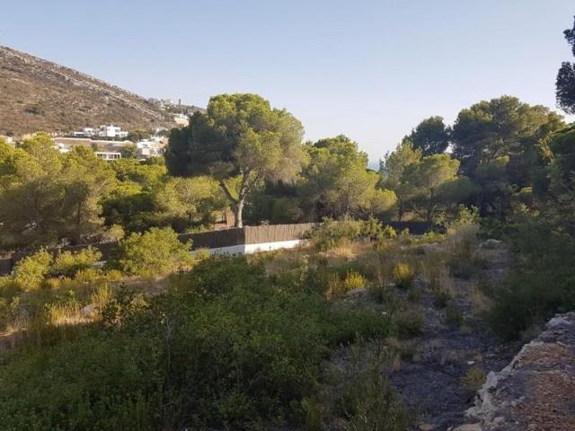 Terreno en venta en Moraira photo 0