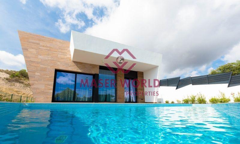 Chalet en venta en Finestrat, Sierra cortina photo 0