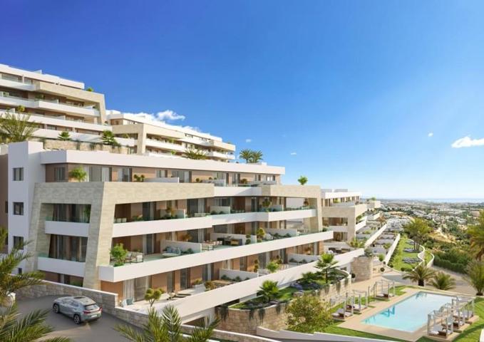 Apartamento en venta en Estepona, La Resina Golf, New Golden Mile photo 0